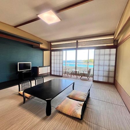 Hotel Sanrakuso Shirahama Exteriör bild