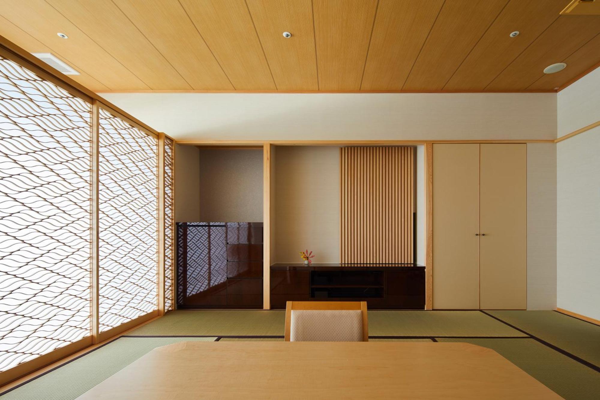 Hotel Sanrakuso Shirahama Exteriör bild